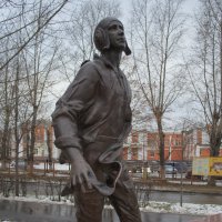 Памятник Владимиру Давыдовичу Мартемьянову, Кемерово :: Евгения Сихова