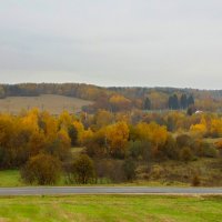 Пасмурный осенний пейзаж :: Владислав Писаревский