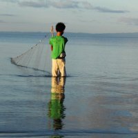 Sunset fishing. Caramoan. Philippines. :: Eva Langue