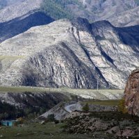 ГОРНЫЙ АЛТАЙ.(Чуйский тракт проходит рядом с Катунью) :: Андрей Пешков