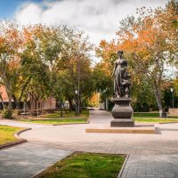 Памятник Женам Декабристов :: Владислав Никитин