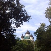 Православный храм в Таллине. :: Сергей Тупало