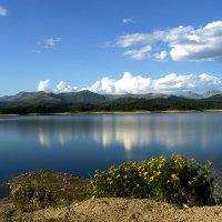 Мало-Ульбинское  водохранилище :: василий Ляпунов