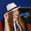 Девушка в костюме и галстуке с шляпой на голове :: Ирина Рыкова