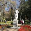 Памятник А.С.Пушкину в парке Кисловодска :: Galina Solovova