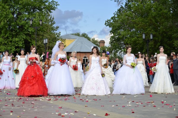 НаШествие невест в Оренбурге