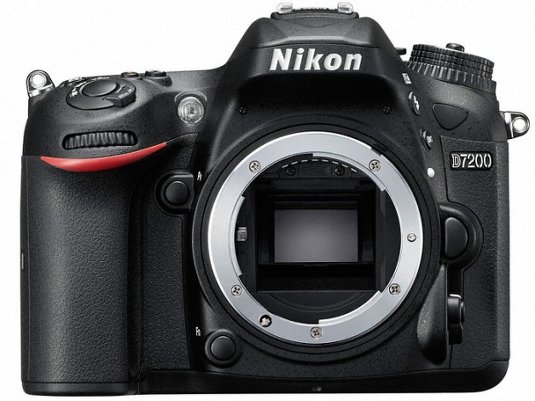 Nikon D7200 - любительская зеркальная камера с поддержкой NFC
