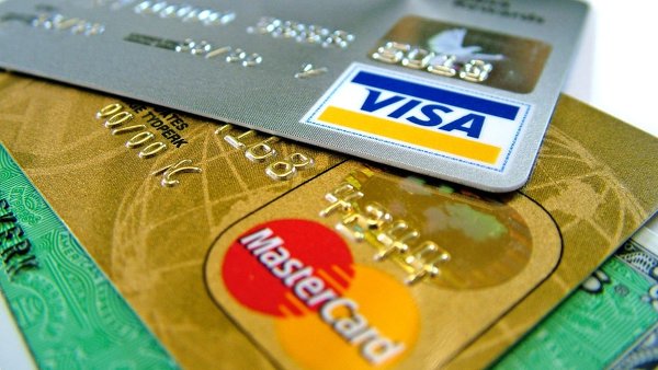 Можно ли заказать кредитную карту по Интернету?