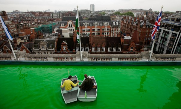 "Зеленые воды" над Лондоном , фото:Matthew Lloyd