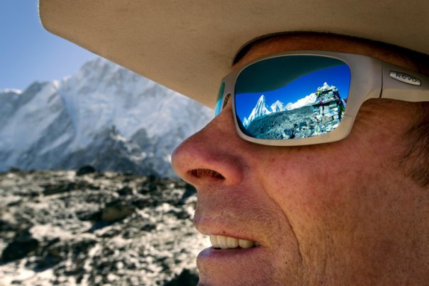 National Geographic переносит нас на самую высокую гору в мире - №1