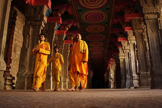 Будийские монахи