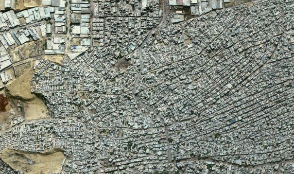 (© Google, DigitalGlobe)