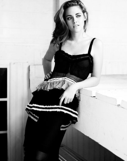 Kristen Stewart - Vogue US February 2011 07