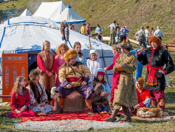 В ставке хана Золотой Орды Узбека