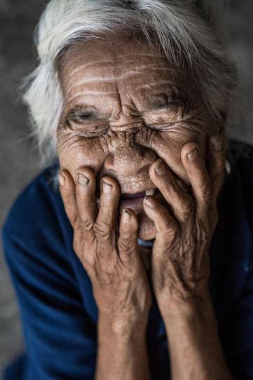 Глаза людей и "скрытая" улыбка в фотографиях французского фотографа Рехана - №26