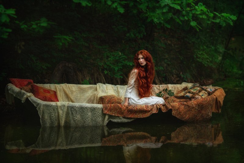 Lady in the Boat | Liliya Nazarova