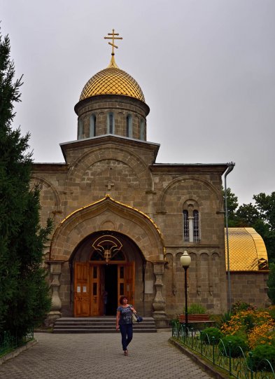 Фото 1 Осетинский православный храм