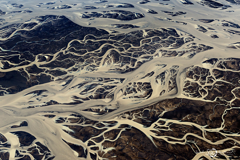 Пейзажи Исландии в аэрофотографиях Сары Мартинет - №1