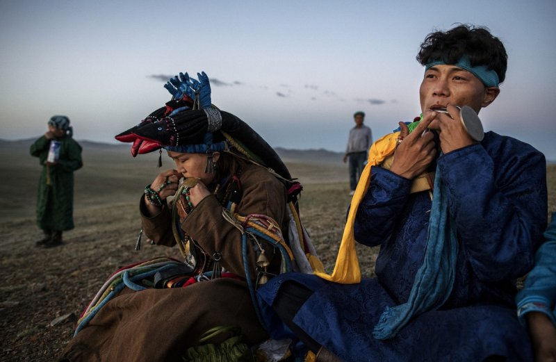 Фоторепортаж: шаманские ритуалы Монголии - №16