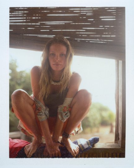 «Dewey Nicks: Polaroids of Women». Polaroid, 1990 года и женщины. - №13