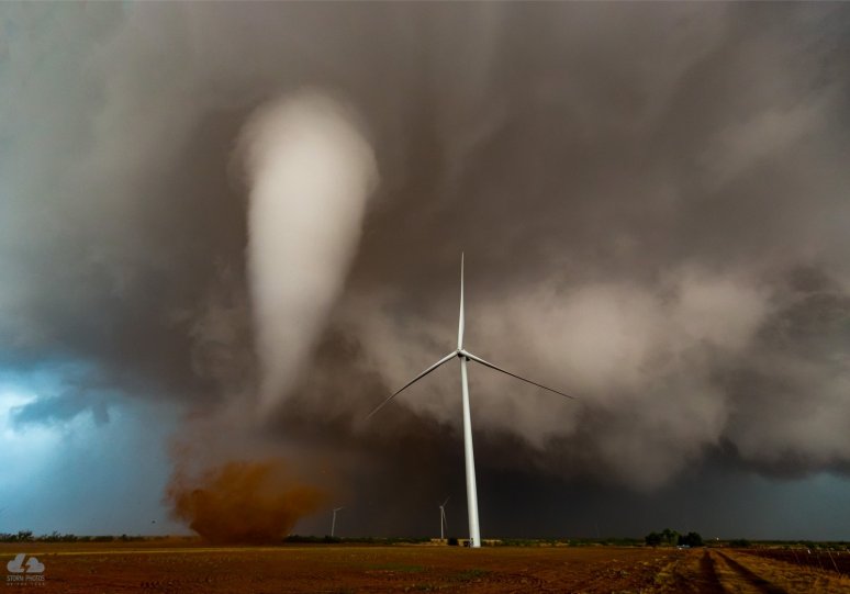 Автор Trischa Sheridan. Снято в Кроуэлле (Техас, США). Победитель в номинации «Торнадо. Фото года».