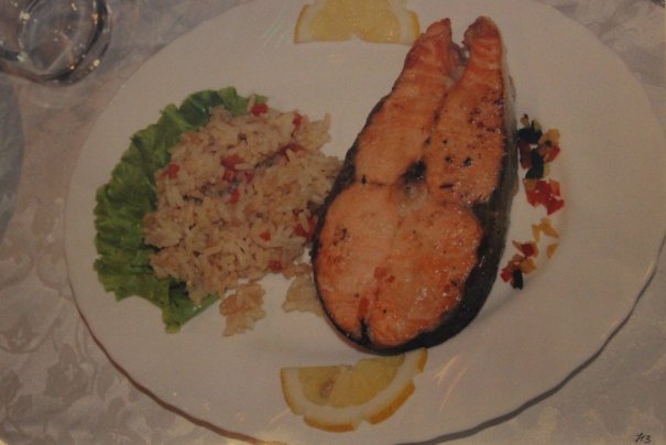 натюрморт рыба с рисом.