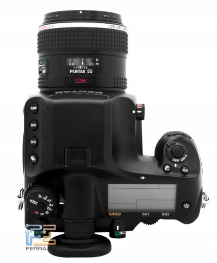 Самая доступная среднеформатная фото камера Pentax 645D - №6
