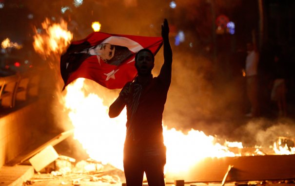 Новости в фотографиях - Массовые протесты в Турции - №16