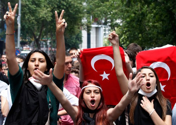 Новости в фотографиях - Массовые протесты в Турции - №18