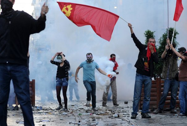 Новости в фотографиях - Массовые протесты в Турции - №19