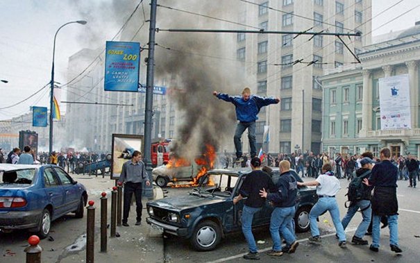 Новости в фотографиях - Самые масштабные беспорядки в Москве - №2