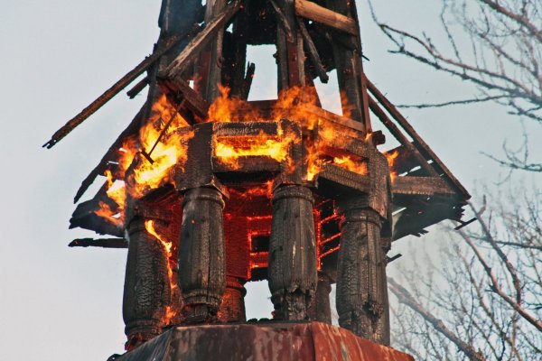 Вчера горел Дом Адмирала М.П. Лазарева в Кронштадте - №3