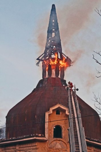 Вчера горел Дом Адмирала М.П. Лазарева в Кронштадте - №4