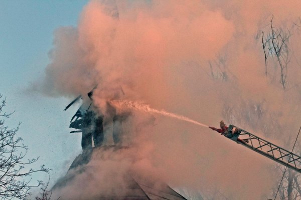Вчера горел Дом Адмирала М.П. Лазарева в Кронштадте - №6