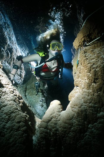 Дайвинг в подводных пещерах - красивые фото природы - №2