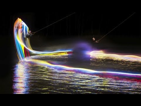Вейкбординг - спортивные фото с фантастической подсветкой