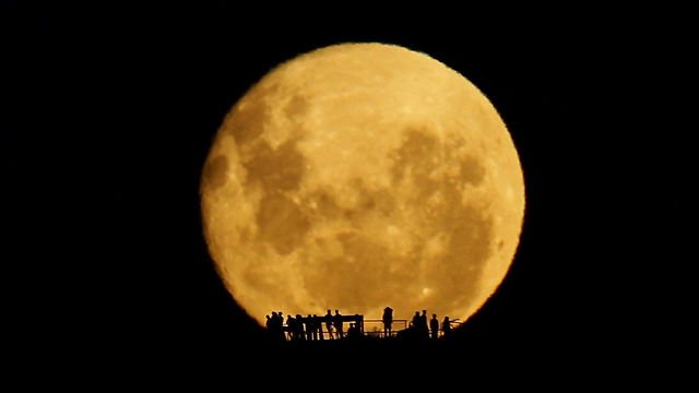 Восход Луны от профессионального фотографа Марка Джея