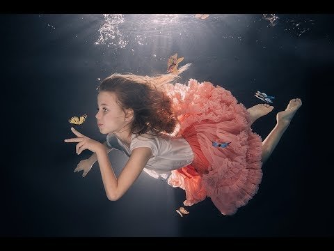 Underwater photosession