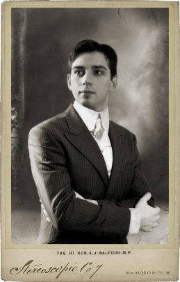 Анатолий Сазонов