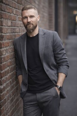 Александр Луговой