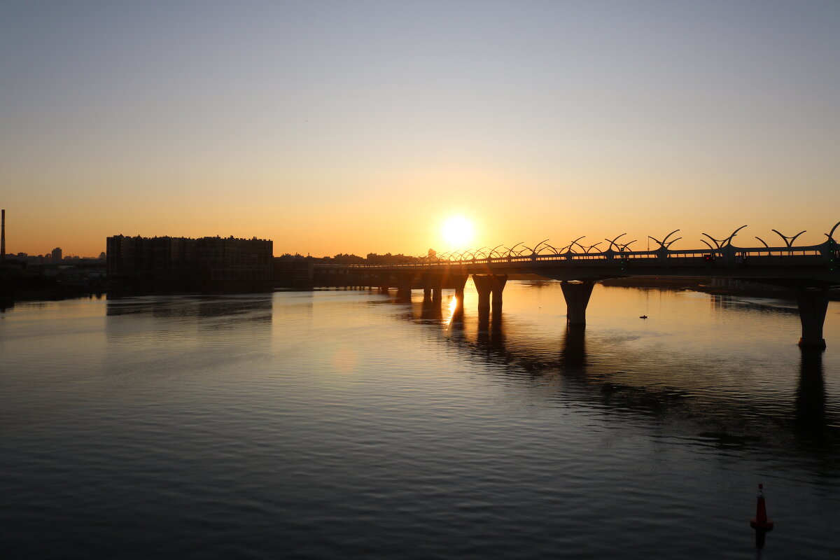 Летний архитектурный рассвет в СПБ - Павел 