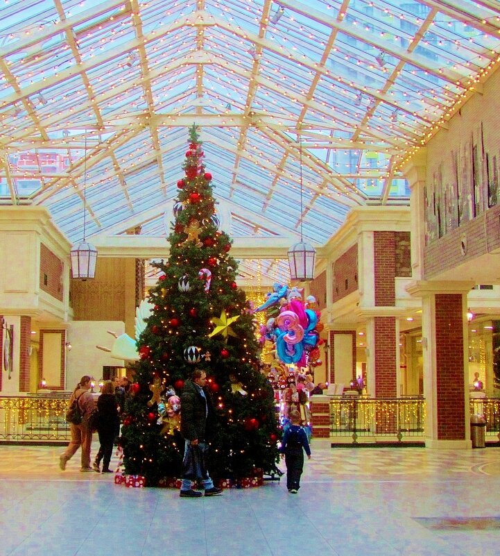 .. ..под голубыми небесами,  ёлка  нарядная стоит... - galalog galalog