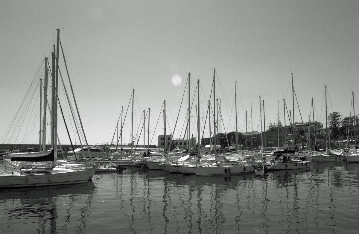 Причал в полдень - эдуард syabaev