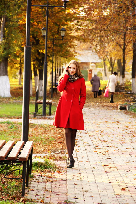 девушка в парке - Антон Светохин