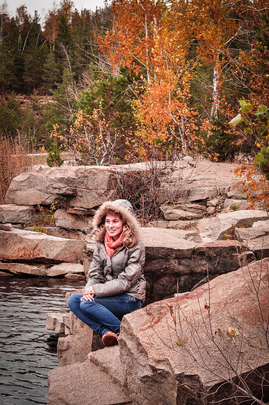 Осенняя пора, очей очарованье... - Александра 