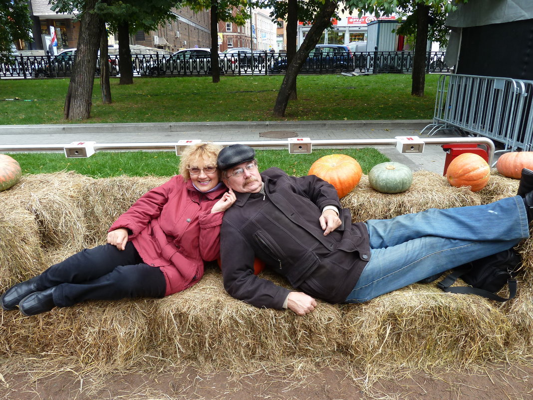 ... - Надя Попова