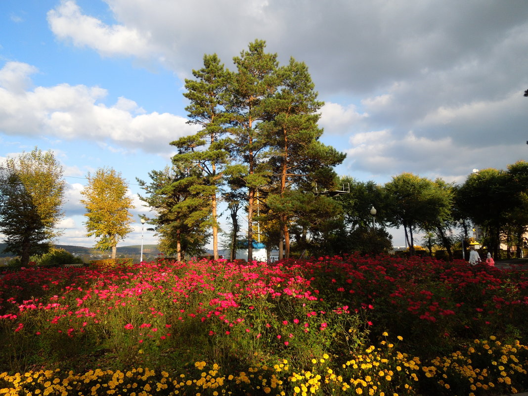 ... - Людмила ... - Людмила