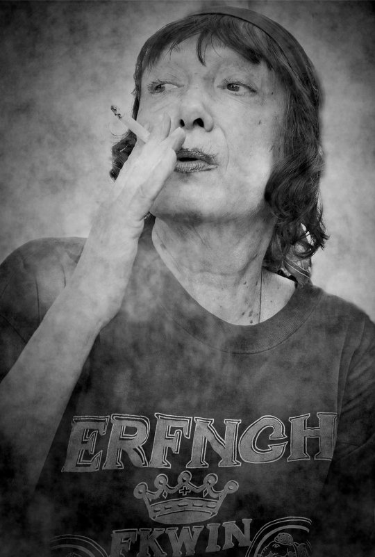 Дым   сигареты . - Игорь   Александрович Куликов