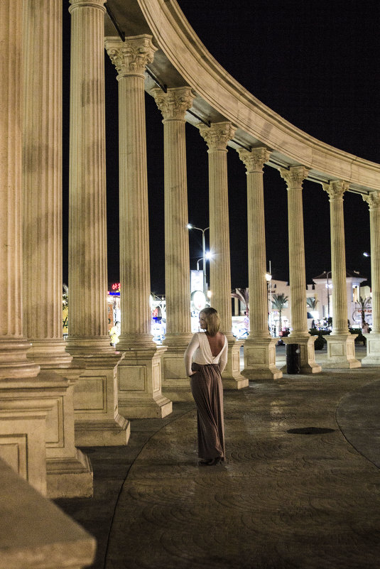 Вечерняя прогулка - Маша Крайнуша Вечерняя прогулка - Маша Крайнуша