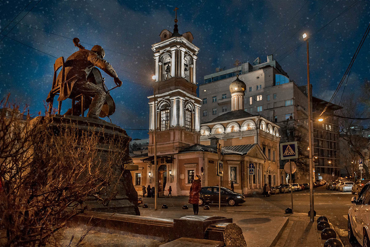 И слушая Его виолончель, Душа навстречу звукам распахнулась - Ирина Данилова